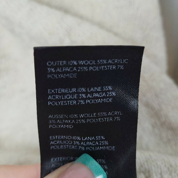 Urban Outfitters Ivory Womens Long Sleeve Crew Neck Pullover Sweater Size XS - Picture 7 of 7